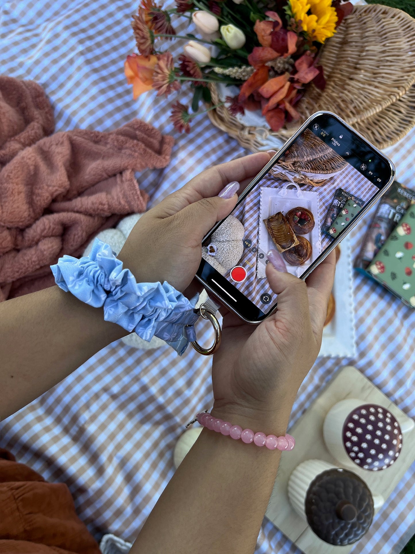 Lillie Wristlet – Baby Blue