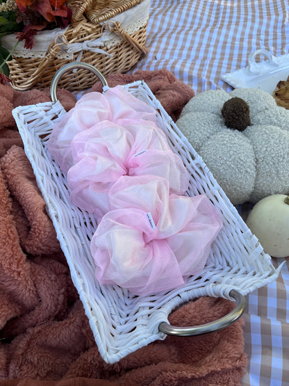 🌅 Odette Scrunchie – Dawn Court