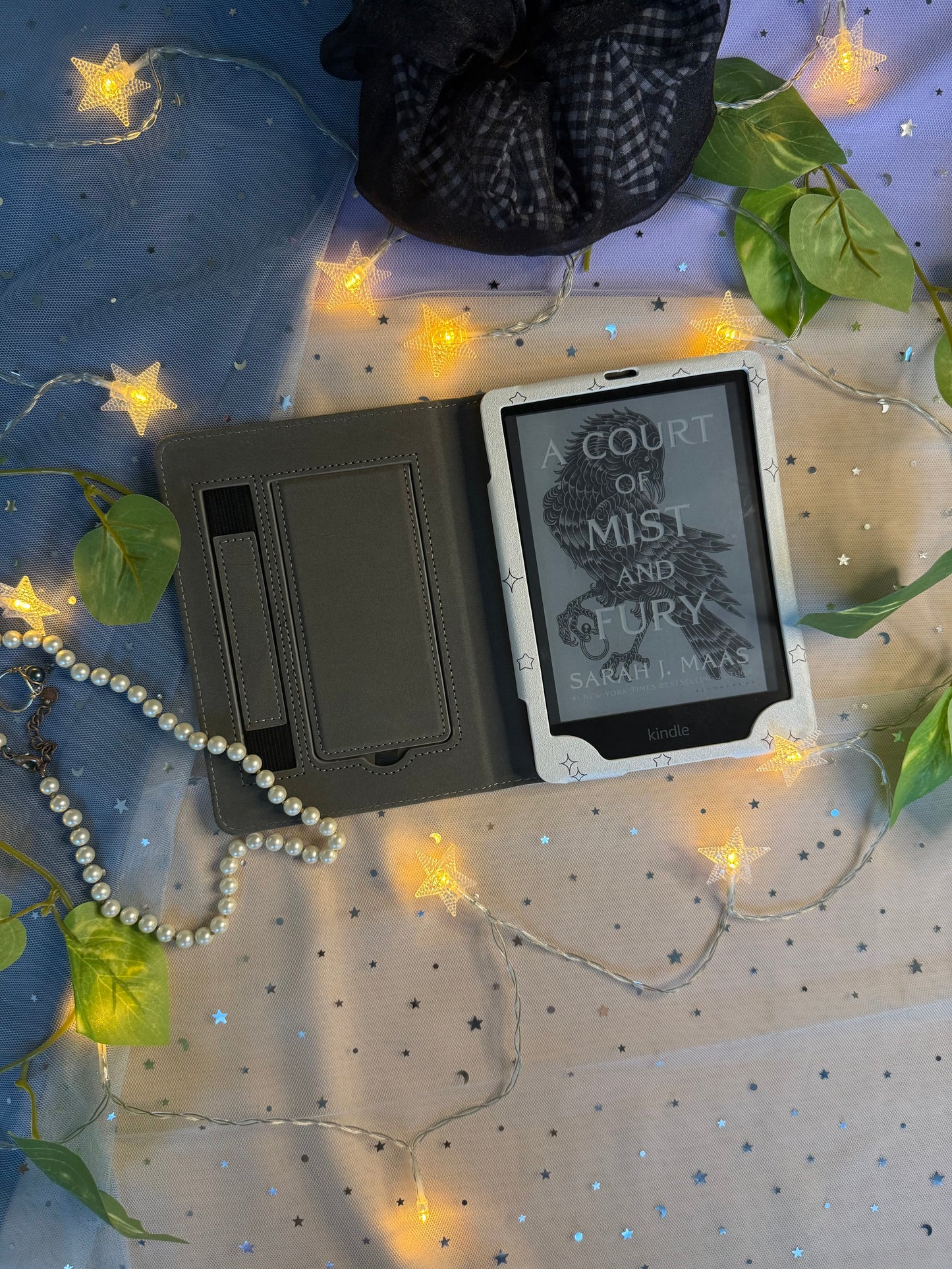 "The Reader" Tarot Card Kindle Case